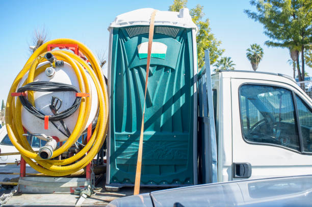 Portable Toilet Options We Offer in Bonnie Brae, IL